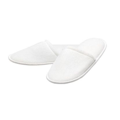 Picture of WHITE CLOSED TOE TOWELING PAIR SLIPPERS (100)
