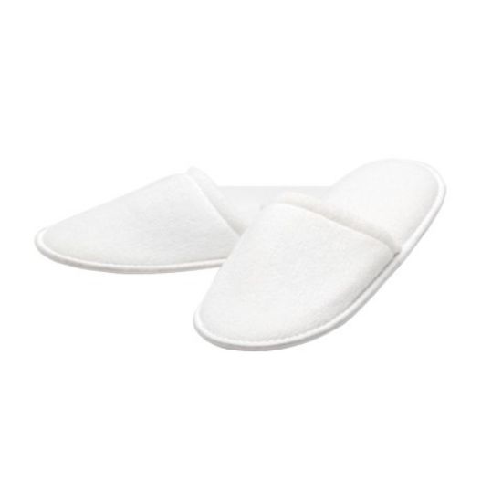 Picture of WHITE CLOSED TOE TOWELING PAIR SLIPPERS (100)